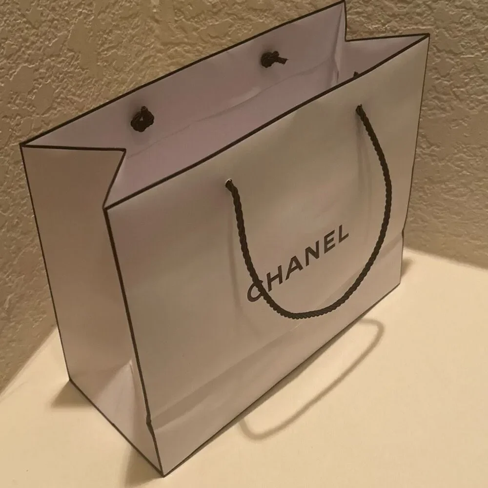 Chanel Shopping Bag Luxury Gift Bag White Black Logo Minimalist Display Decor